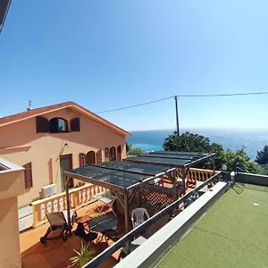appartamenti-villa-chiara-imperia-city-center.hotelitalianriviera.com/