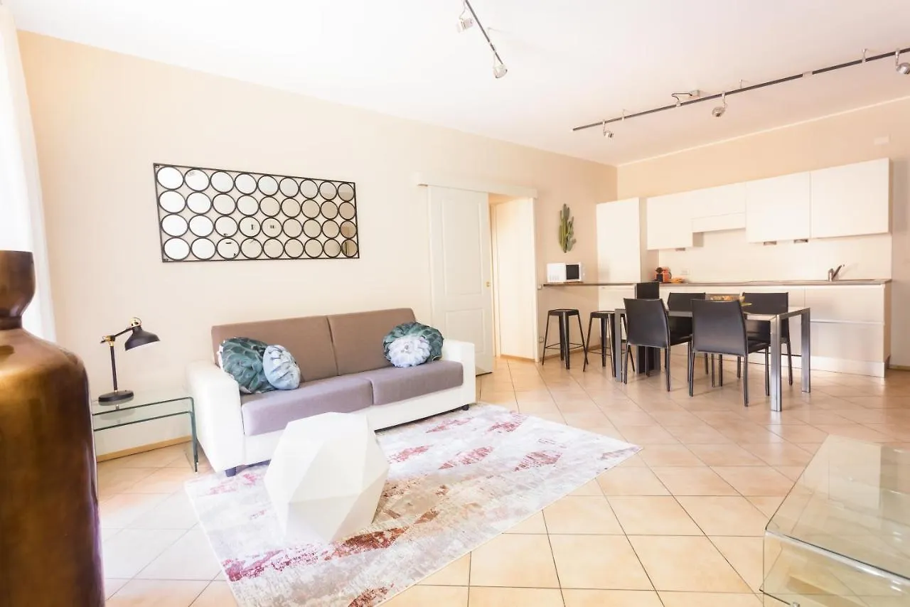 דירות קומו Relais Di Giada